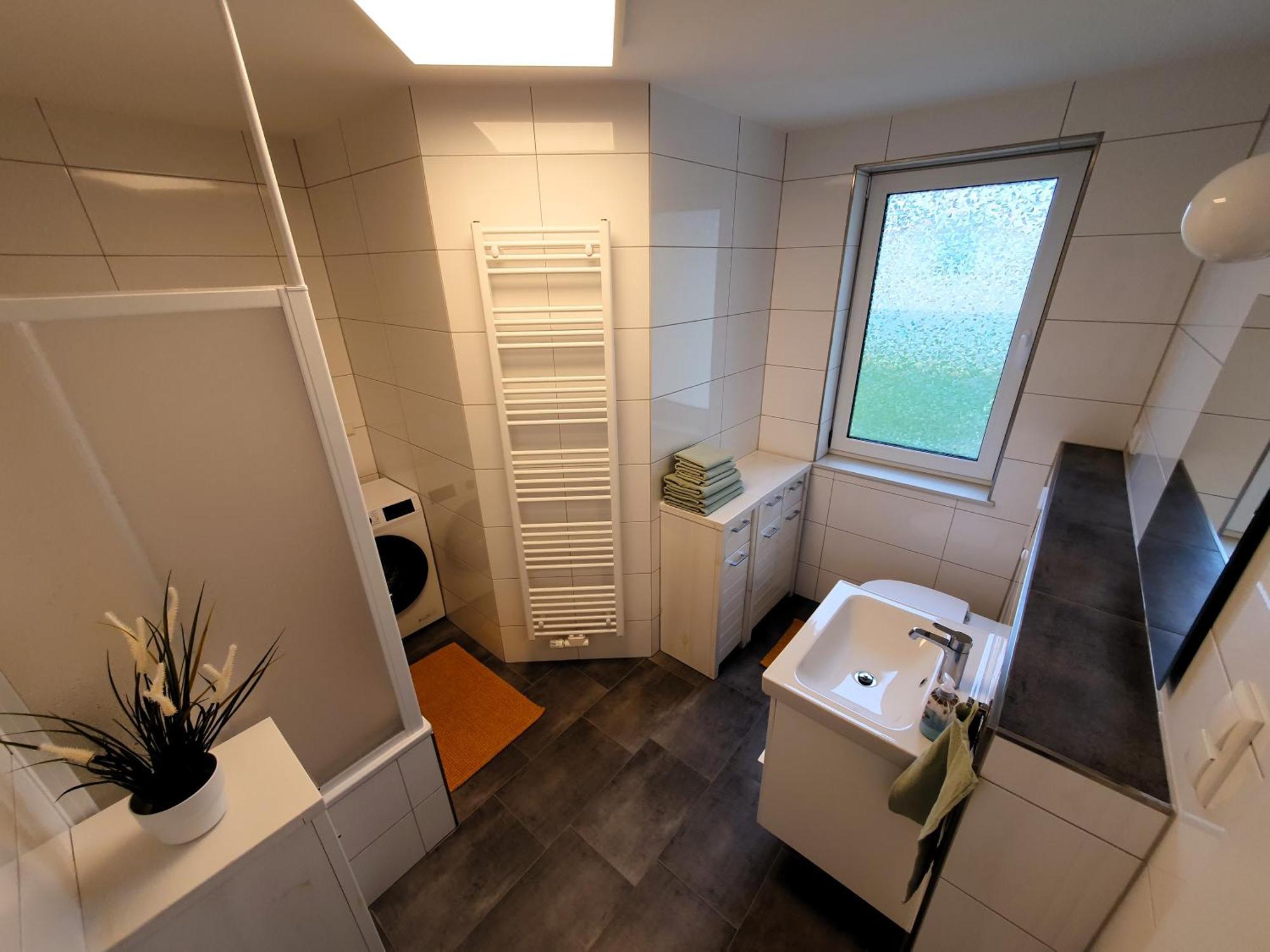 Radfreundliches Wohlfuehl-Apartment Mit Terrasse Und Parkplatz - Fewo Woody ชเวียรีน ภายนอก รูปภาพ
